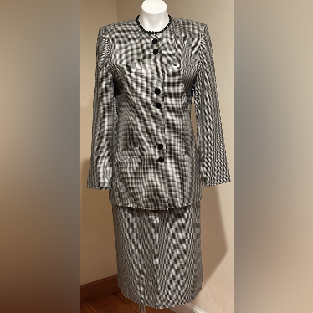 Atrium Collection Vintage White & Black Houndstooth Skirt Blazer Set  Sz 11/12